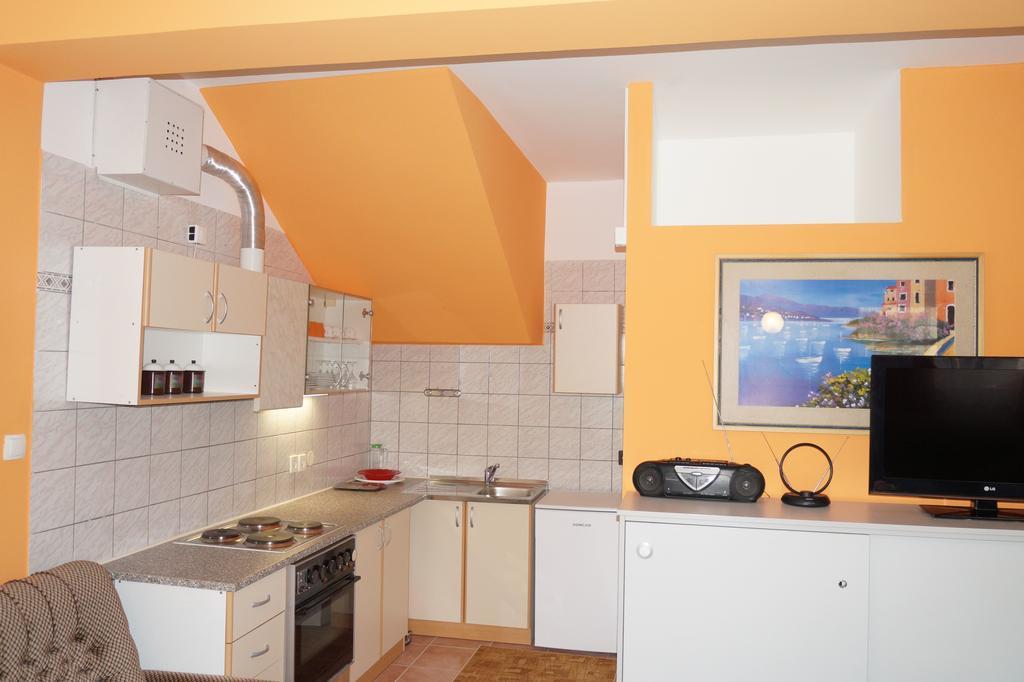 Apartment Pokos فرازدينسكي توبليسي المظهر الخارجي الصورة