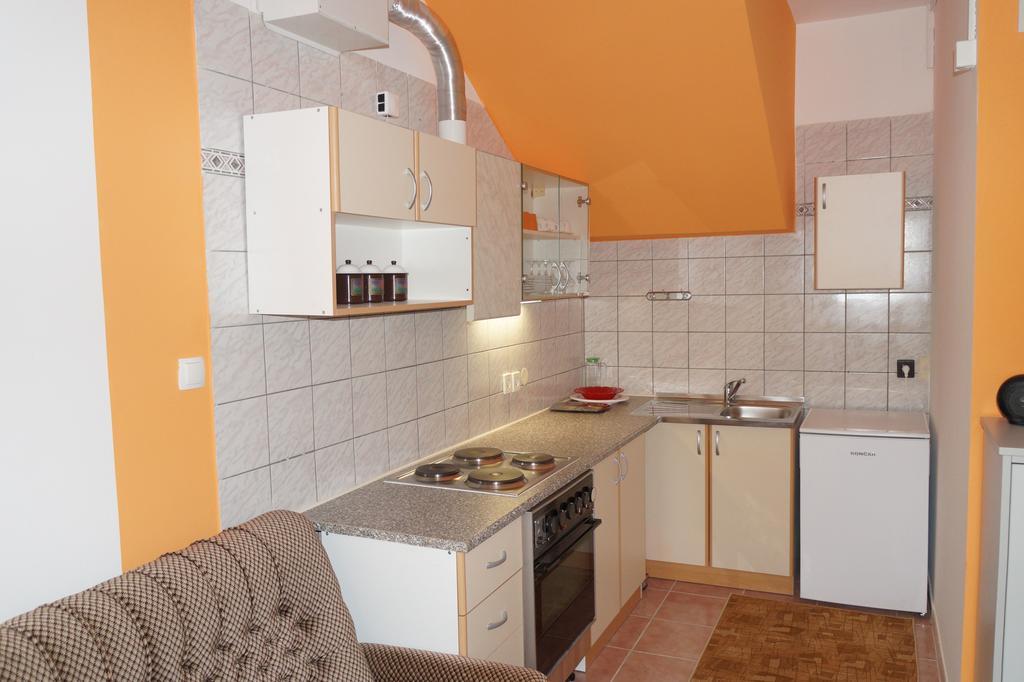 Apartment Pokos فرازدينسكي توبليسي المظهر الخارجي الصورة